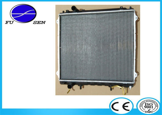 Water Cooled Hyundai Car Radiator For Hyundai TERRACAN 2.9D PA 510*568*26mm